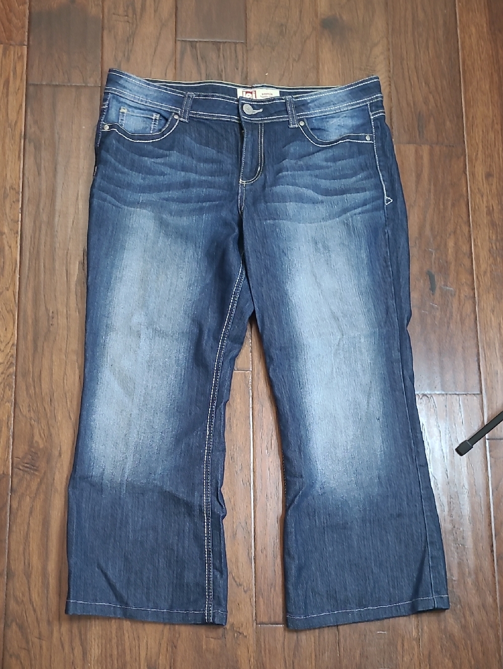 L.E.I. Sophia Hipster Flare Jeans size 17